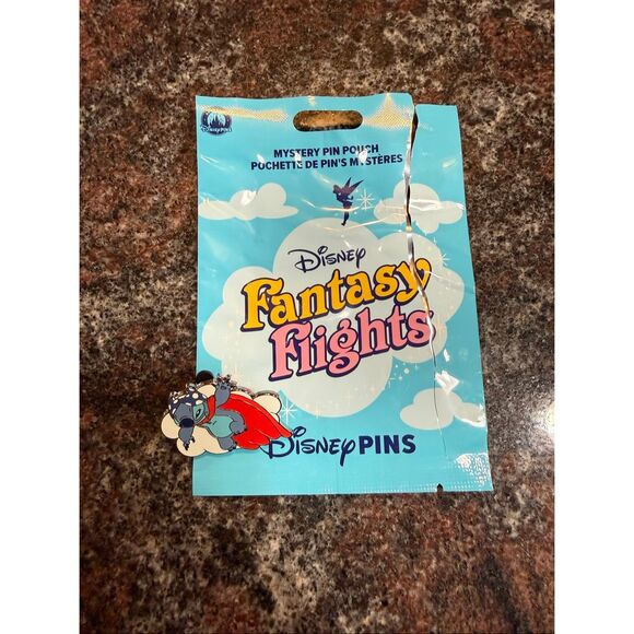 Disney Fantasy Flights Mystery Pin Pack- Stitch - Picture 1 of 3